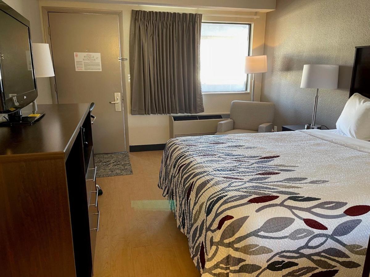 Red Roof Inn Somerset, Pa Bagian luar foto